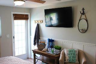 Latitude 26 Waterfront Boutique Resort
