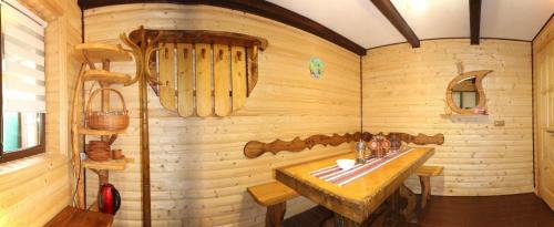 Hostal Prutets Guest House
