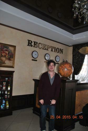 Globus Hotel