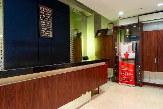 Reddoorz Plus Near Blok M Square