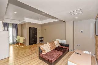 Hotel Diplomat Suites