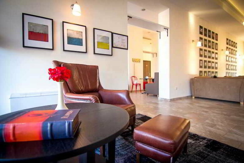 Hotel Par Avion