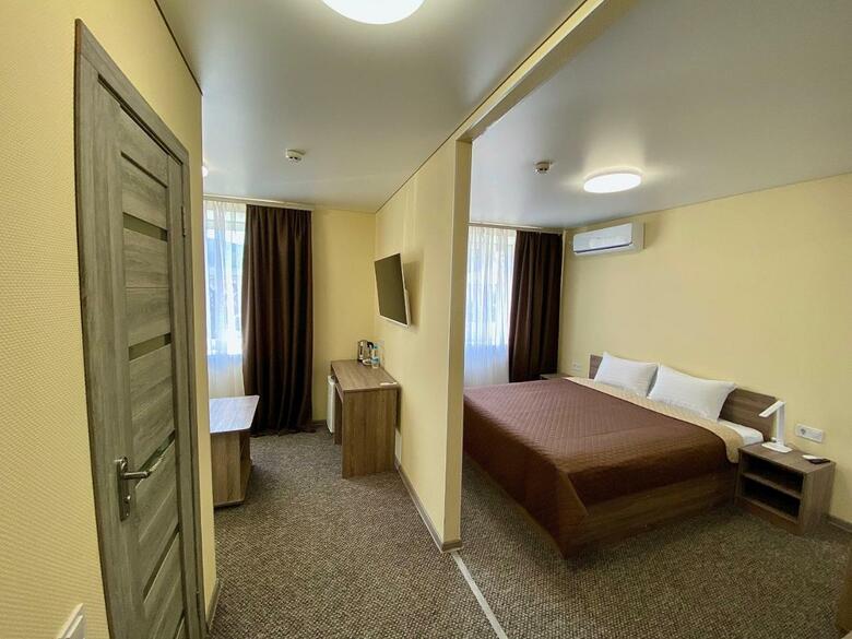 Hotel Yavir
