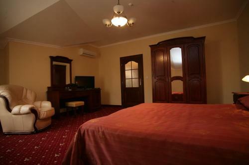 Hotel Duet Plus