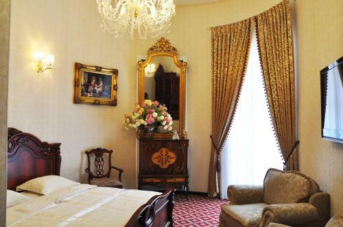 Queen Valery Hotel