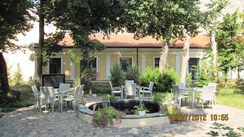Admiral Hotel