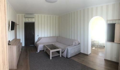 Hostal For You