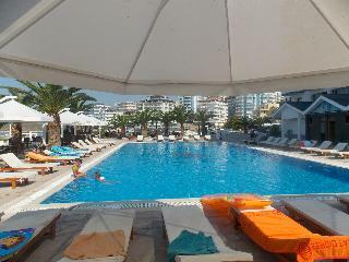 Hotel Joni Kompleks