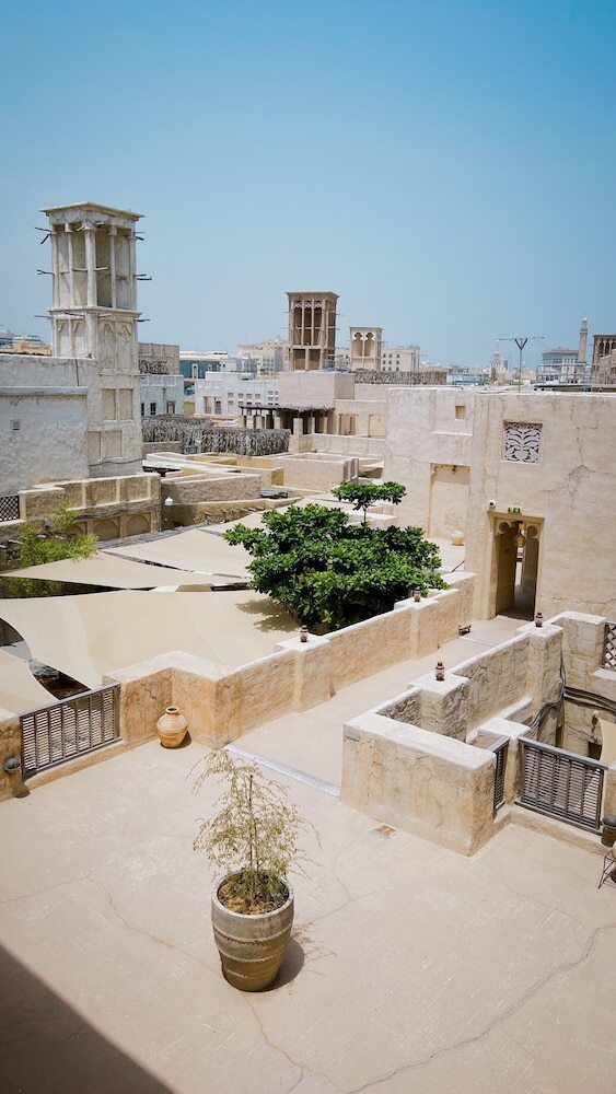 Al Seef Heritage Hotel Curio Collection By Hilton