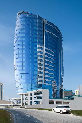 Radisson Blu Hotel, Dubai Canal View