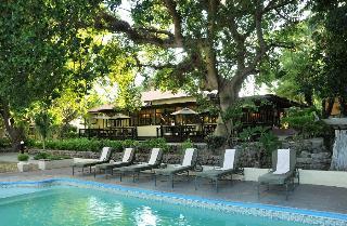 Cresta Riley's Hotel