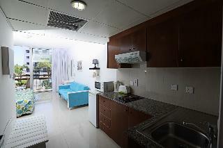Marlita Beach Hotel Apartments