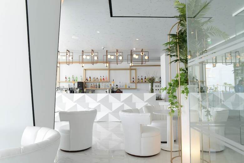 Louis Ivi Mare Hotel