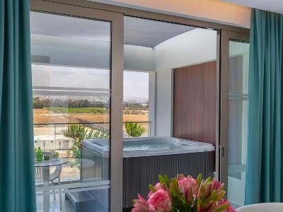 Louis Ivi Mare Hotel