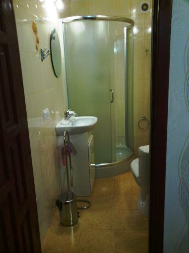Old Castle Studio Apartment
