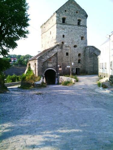 Old Castle Studio Apartment