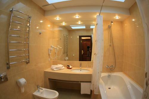 Dnepr Hotel