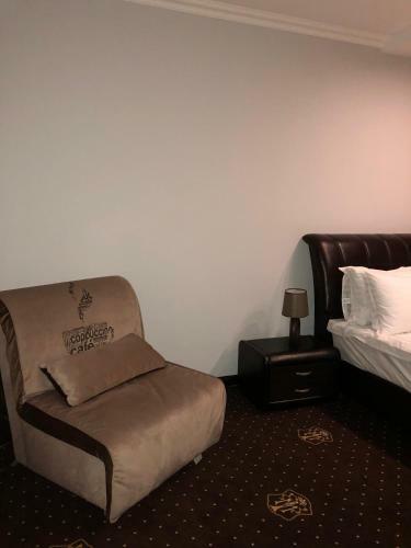 Tovmed Hotel