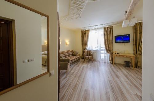Hotel Guzul's House