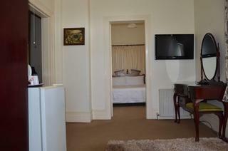 Hotel Leura House
