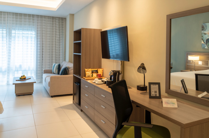 Hotel Bluebay Grand Punta Cana  Luxury All Inclusive