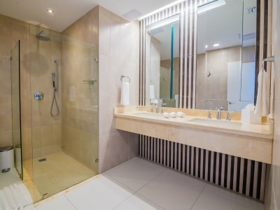 Hotel Bluebay Grand Punta Cana  Luxury All Inclusive