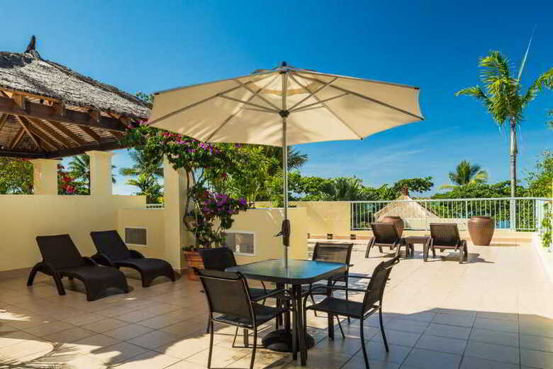 Hotel Sea Change Beachfront Apartments
