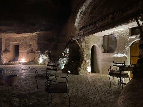 The Village Cave Hotel