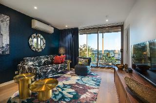 Hotel Quest Flemington Central
