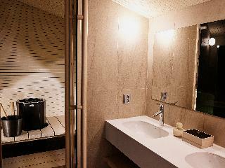 Nova Skyland Hotel