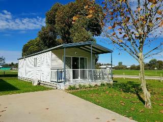 Hotel Discovery Holiday Parks - Moama West