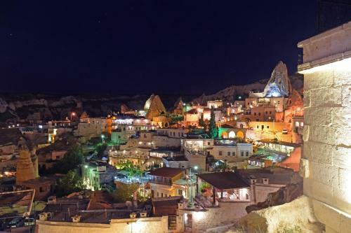 Hotel Tulip Cave Suites
