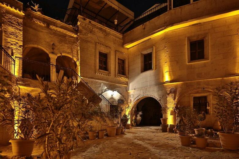 Posada Caravanserai Cave Hotel