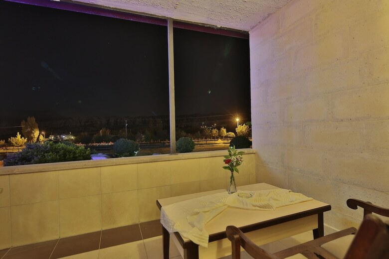 Hotel Royal Stone Houses - Goreme