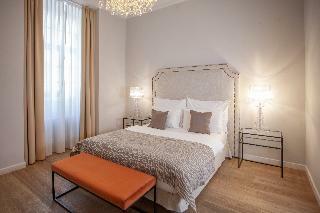 Hotel Little King U Malvaze
