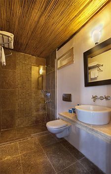 Ceshme Plus Hotel