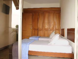 Aparthotel Ca�averalejo