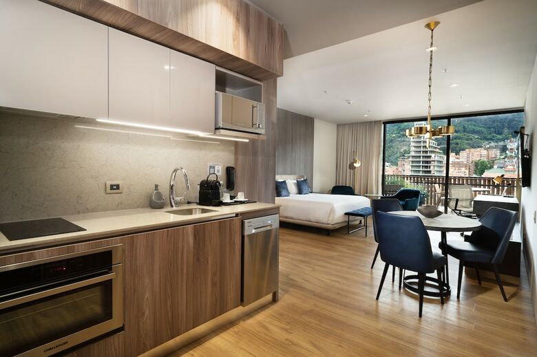 Hotel Salvio Parque 93
