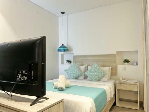 Hotel Azure Lofts & Pool