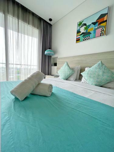 Hotel Azure Lofts & Pool