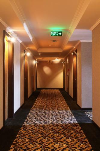 Hotel Arya
