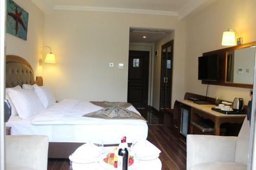 Sea Star Hotel