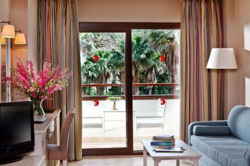 Marti Resort Deluxe Hotel