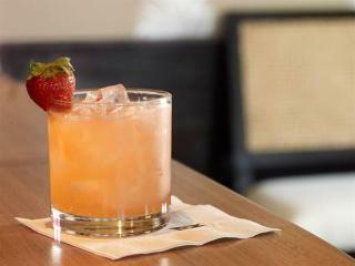 Hotel Baron's Cove Inn