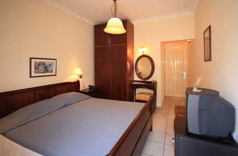 Acropol Hotel