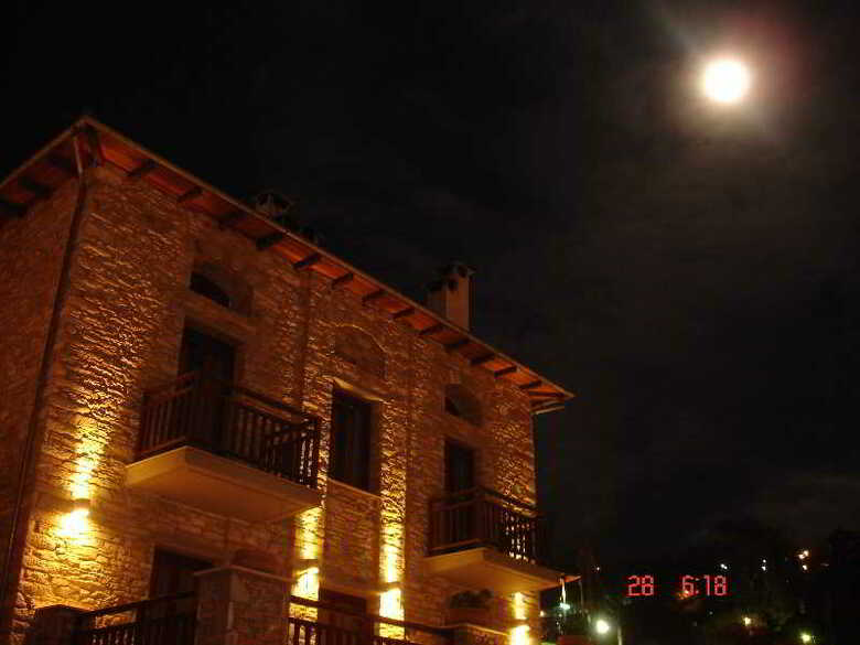Maritsas Hotel Suites