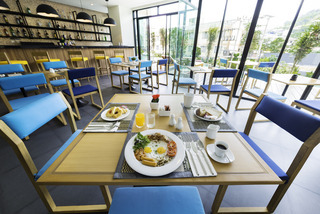 Hotel The Lunar Patong