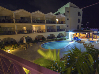 Hotel Infinity On The Beach