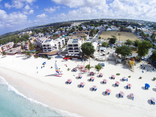 Hotel Infinity On The Beach