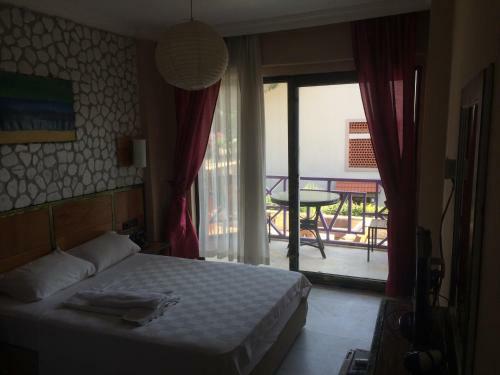 Mavera Hotel